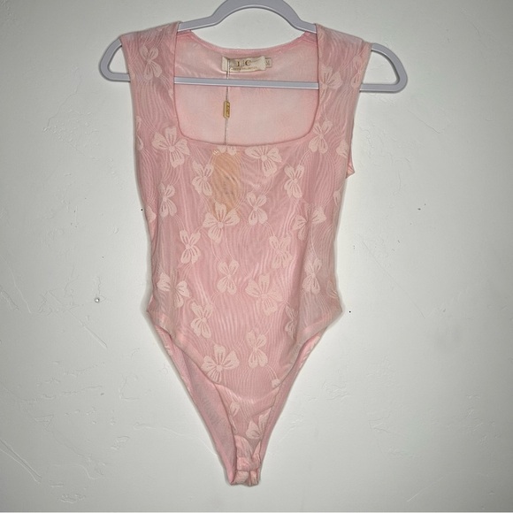 NWT LC Lizette Collection Pastel Pink Bow Bodysuit Square Neck Size Medium - Picture 1 of 11